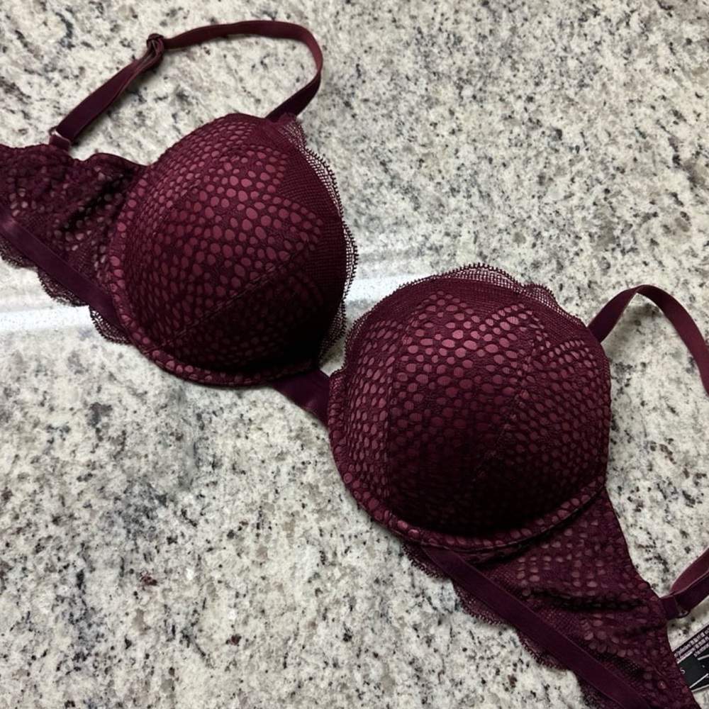 Victoria's Secret Very Sexy Push-Up Bra
